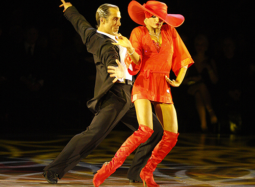 Ballroom Dancing Riccardo Cocchi and Yulia Zagoruychenko